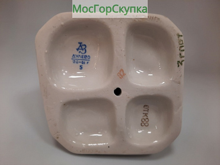 Статуэтка Узбечка с чайником — Дулёво