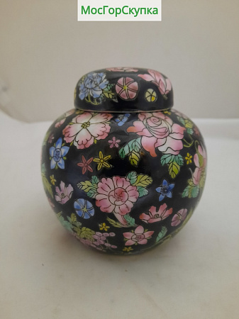 Чайница фарфоровая — Китай — Высота 12 см, ширина 11 см, диаметр 4,5 см