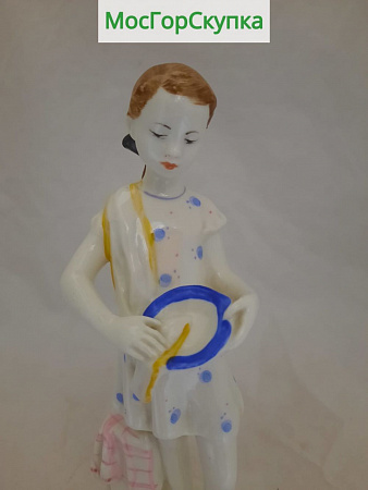 Статуэтка Юная помощница Высота 19 см  — ЛФЗ