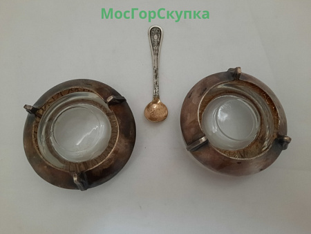 Солонки 2 шт. Металл, стекло, эмаль