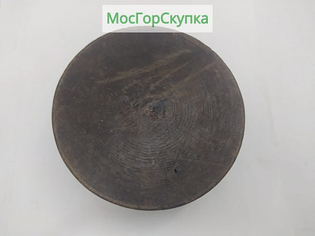 Шкатулка из дерева с резьбой