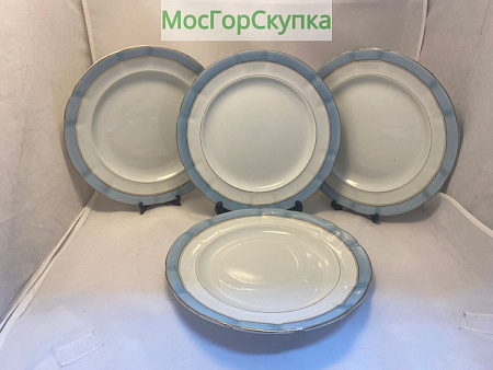 Тарелки фарфоровые 4 штуки — Кузнецов