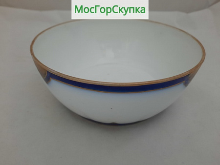 Поласкательница — Кузнецовский фарфор
