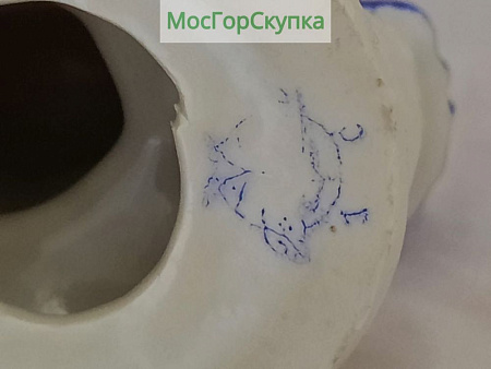 Статуэтка Девочка со снеговиком Полонное